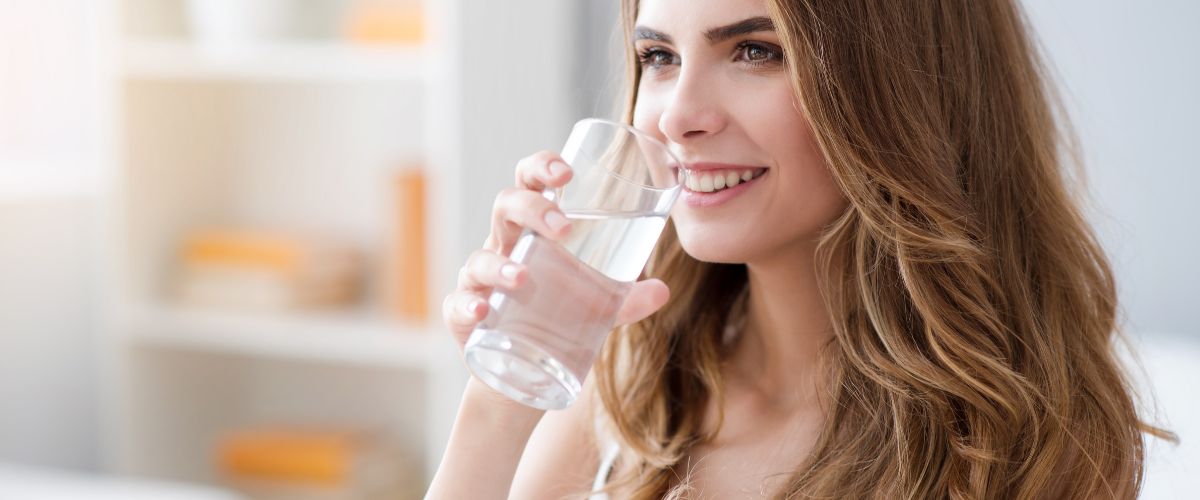 Los milagros ocultos: los beneficios extraordinarios de beber agua en ayunas