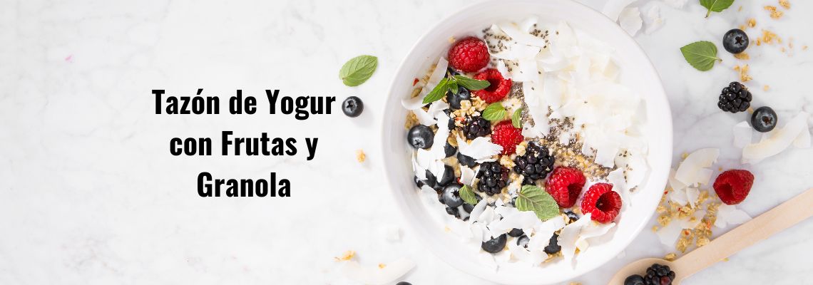 Tazón de Yogur con Frutas y Granola: Una Opción Saludable y Deliciosa para Comenzar el Día